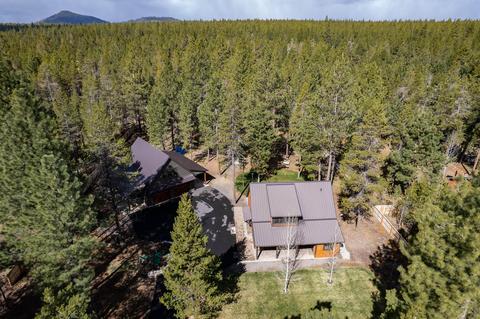 56055 Savage Dr, Bend, OR 97707 photo 37