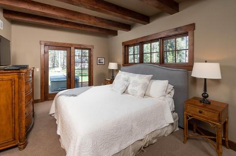56055 Savage Dr, Bend, OR 97707 photo 14
