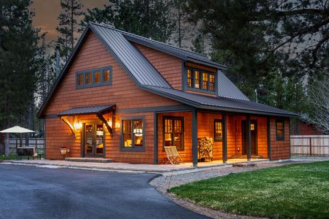 56055 Savage Dr, Bend, OR 97707 photo 2