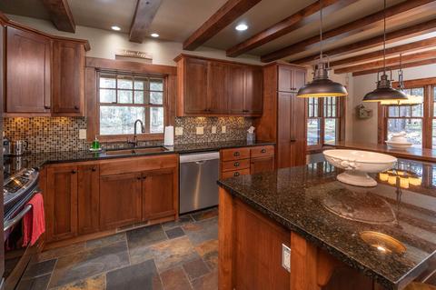 56055 Savage Dr, Bend, OR 97707 photo 12