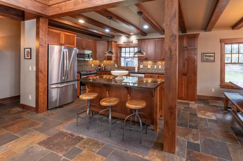 56055 Savage Dr, Bend, OR 97707 photo 11