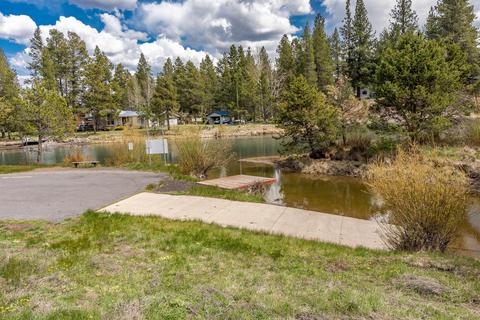 17061 Island Loop Way, Bend, OR 97707 photo 27