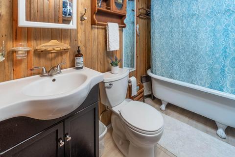 17061 Island Loop Way, Bend, OR 97707 photo 8