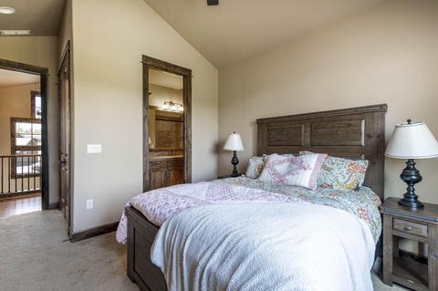 56766 Dancing Rock Loop, Bend, OR 97707 photo 33