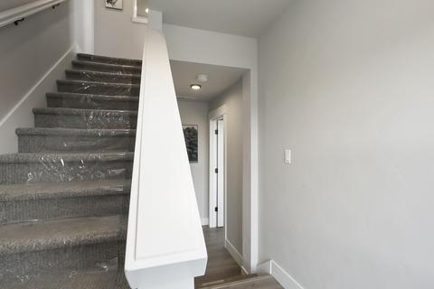 63103 Boyd Acres Rd, Bend, OR 97701 photo 5