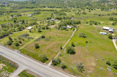 12121 Highway 62, Eagle Point, OR 97524 photo 14