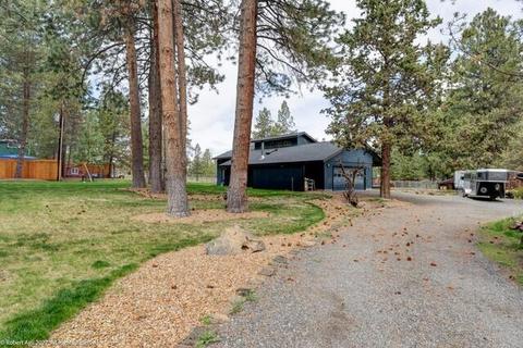 60385 Shaw Rd, Bend, OR 97702 photo 2