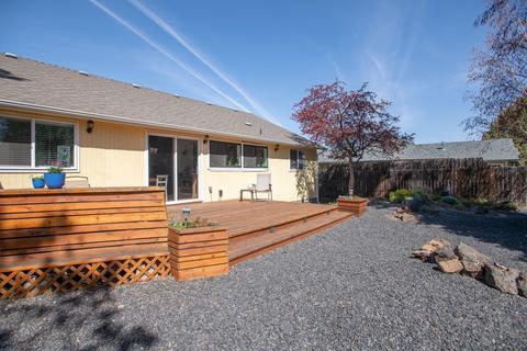 2586 NE Moonlight Dr, Bend, OR 97701 photo 20