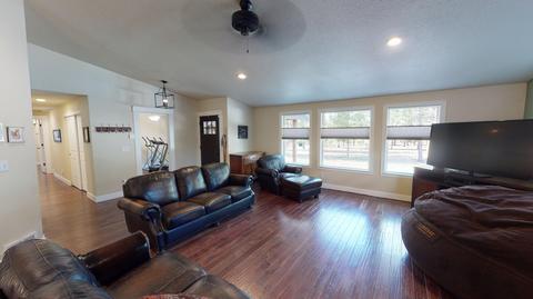 15647 Cornell Dr, La Pine, OR 97739 photo 12