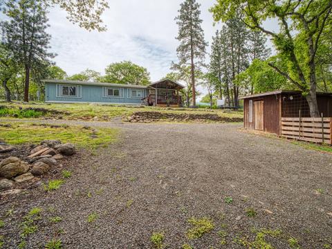 125 Craiglea Dr, Eagle Point, OR 97524 photo 6