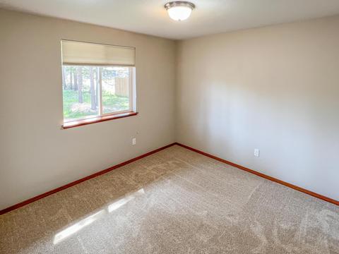 56243 Marsh Hawk Rd, Bend, OR 97707 photo 9