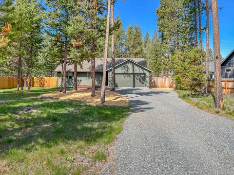 56243 Marsh Hawk Rd, Bend, OR 97707 photo 1
