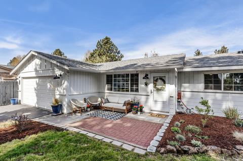 20970 SE West View Dr, Bend, OR 97702 photo 1