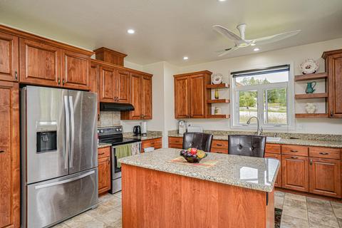 10585 E Evans Creek Rd, Rogue River, OR 97537 photo 10
