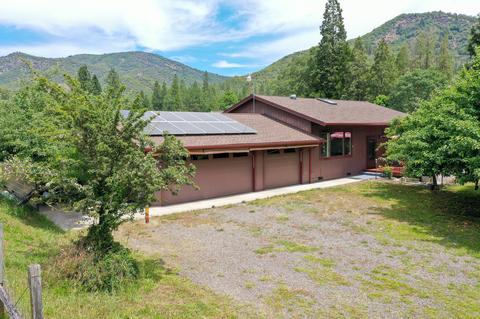 10585 E Evans Creek Rd, Rogue River, OR 97537 photo 1
