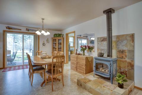 16575 Red Bear Ln, Bend, OR 97707 photo 5