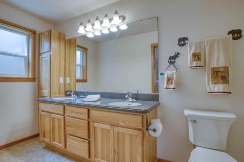 16575 Red Bear Ln, Bend, OR 97707 photo 13