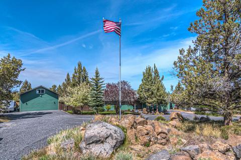 21020 NW Gift Rd, Bend, OR 97703 photo 7