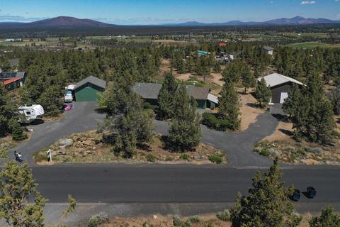 21020 NW Gift Rd, Bend, OR 97703 photo 4