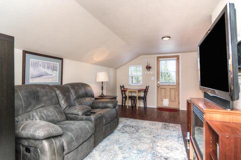 21020 NW Gift Rd, Bend, OR 97703 photo 42