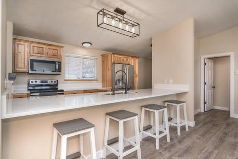 21020 NW Gift Rd, Bend, OR 97703 photo 17