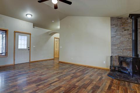 16682 Mcclintock Pl, La Pine, OR 97739 photo 3