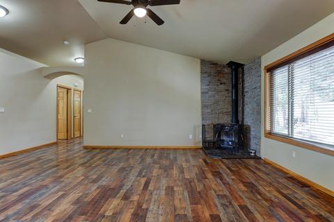 16682 Mcclintock Pl, La Pine, OR 97739 photo 4
