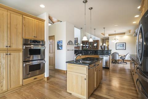 60850 Jennings Rd, Bend, OR 97702 photo 12