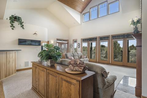 60850 Jennings Rd, Bend, OR 97702 photo 9