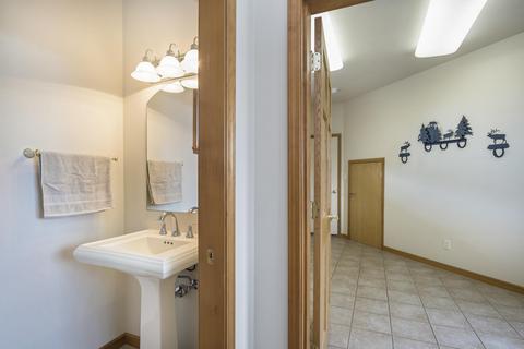 60850 Jennings Rd, Bend, OR 97702 photo 30