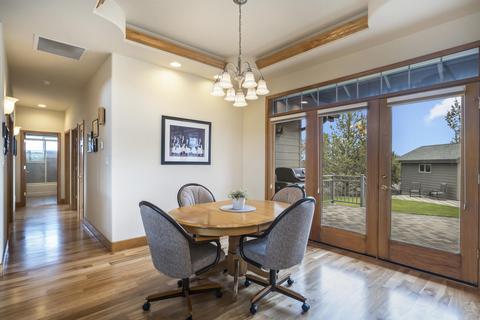 60850 Jennings Rd, Bend, OR 97702 photo 17
