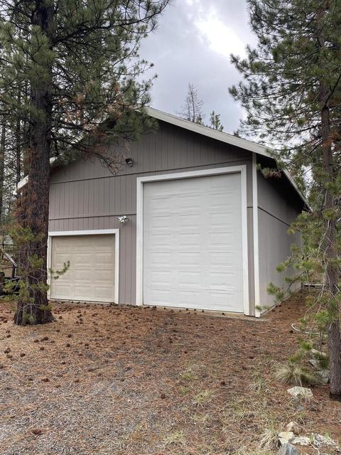 52401 Ammon Rd, La Pine, OR 97739 photo 2