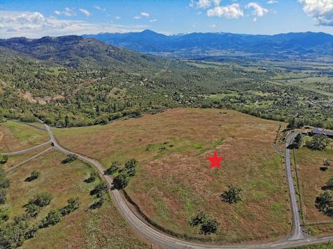 6095 Hillcrest Rd, Medford, OR 97504