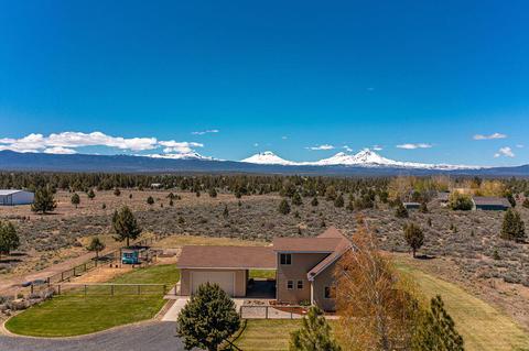 17995 3rd Ave, Bend, OR 97703 photo 1