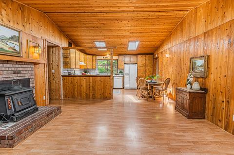 2000 Crow Rd, Merlin, OR 97532 photo 6