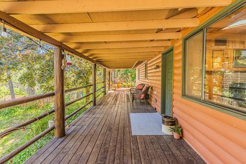 2000 Crow Rd, Merlin, OR 97532 photo 3