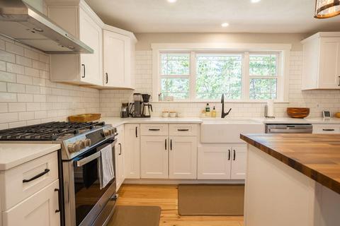 2008 Stringer Gap Rd, Grants Pass, OR 97527 photo 4