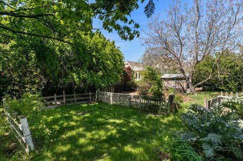 202 E Main St, Talent, OR 97540 photo 11