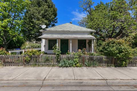 202 E Main St, Talent, OR 97540 photo 1