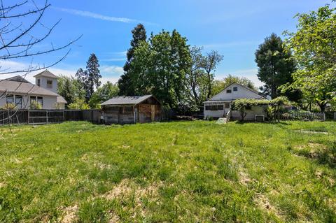 202 E Main St, Talent, OR 97540 photo 16