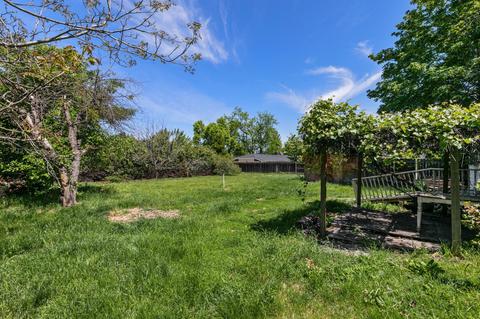 202 E Main St, Talent, OR 97540 photo 17