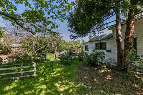 202 E Main St, Talent, OR 97540 photo 10