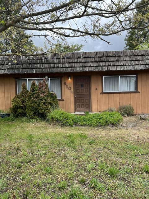 410 4th St, Phoenix, OR 97535 photo 1