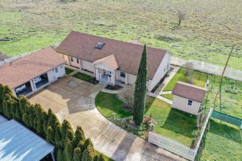6170 Thistle Ln, Central Point, OR 97502 photo 1