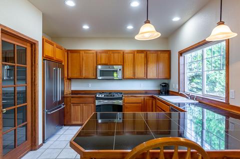 20902 Canal View Dr, Bend, OR 97701 photo 6
