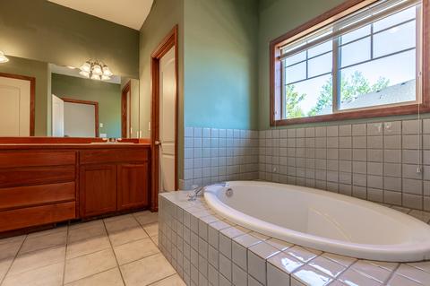 20902 Canal View Dr, Bend, OR 97701 photo 17