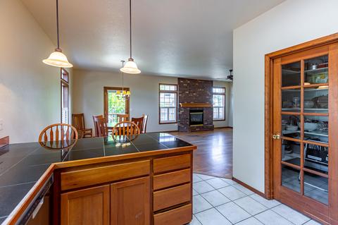 20902 Canal View Dr, Bend, OR 97701 photo 7