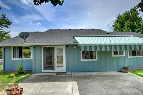 581 C St, Phoenix, OR 97535 photo 27
