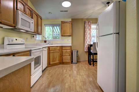 581 C St, Phoenix, OR 97535 photo 15