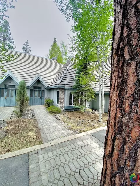 57074 Peppermill Cir #33-A, Sunriver, OR 97707